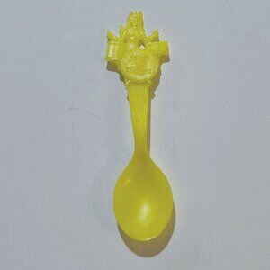 Josie and the Pussycats Melody Drummer Yellow Plastic Spoon 1970